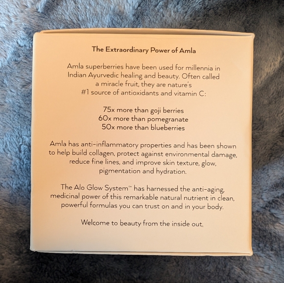 Alo glow system luminizing face moisturizer 2.0 fl.oz 60mL - Picture 4 of 8